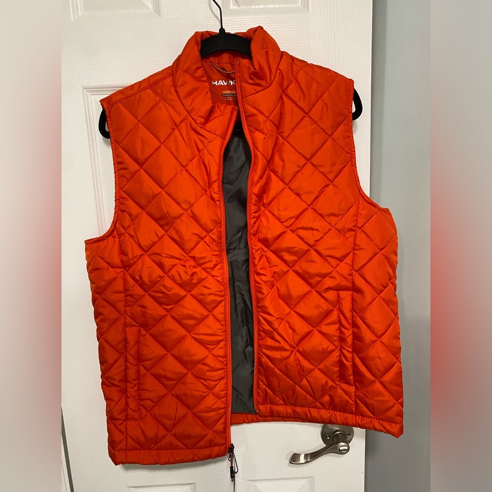 Hawke & Co medium vest. New with tags